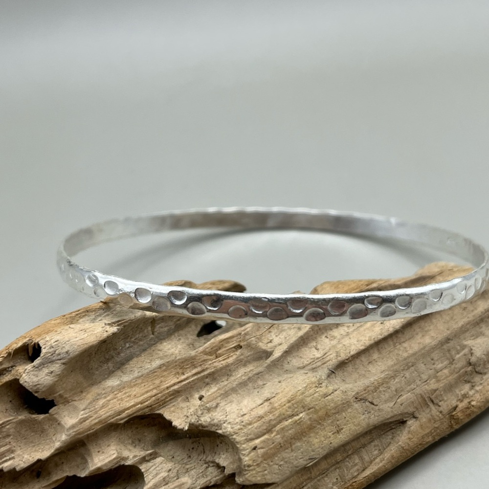 Elegant Sterling Silver Hammered Bangle Bracelet